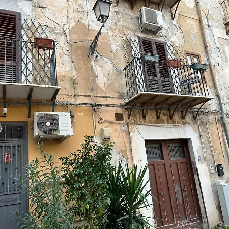 Apartment Toty Guilla Palermo